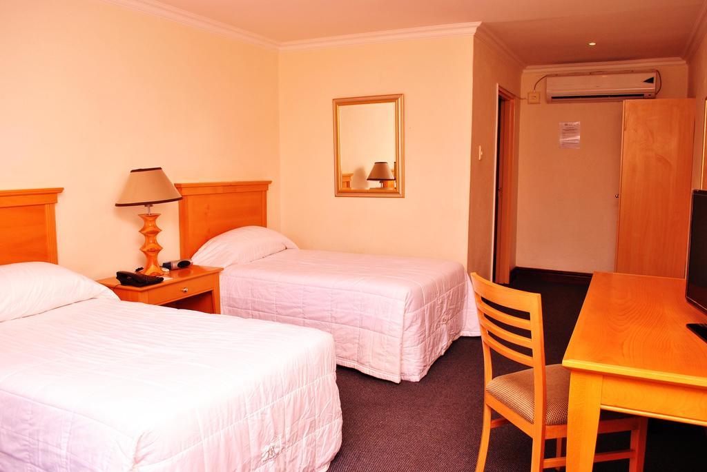 The George Hotel マンジニ 部屋 写真
