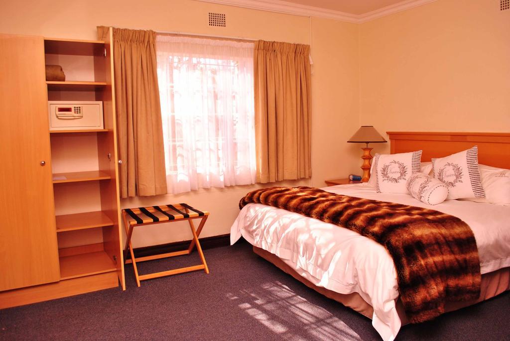 The George Hotel マンジニ 部屋 写真